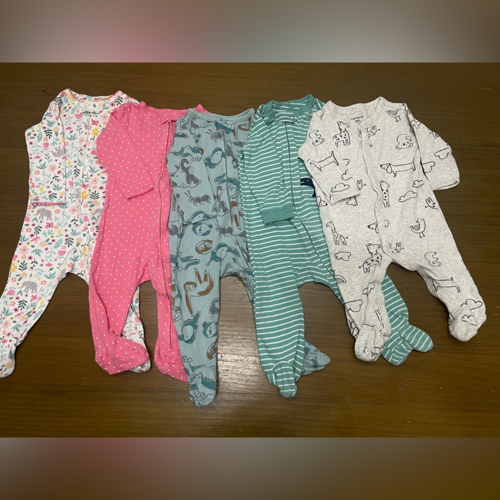 Carter’s Footed Jammies (Bundle of 5)